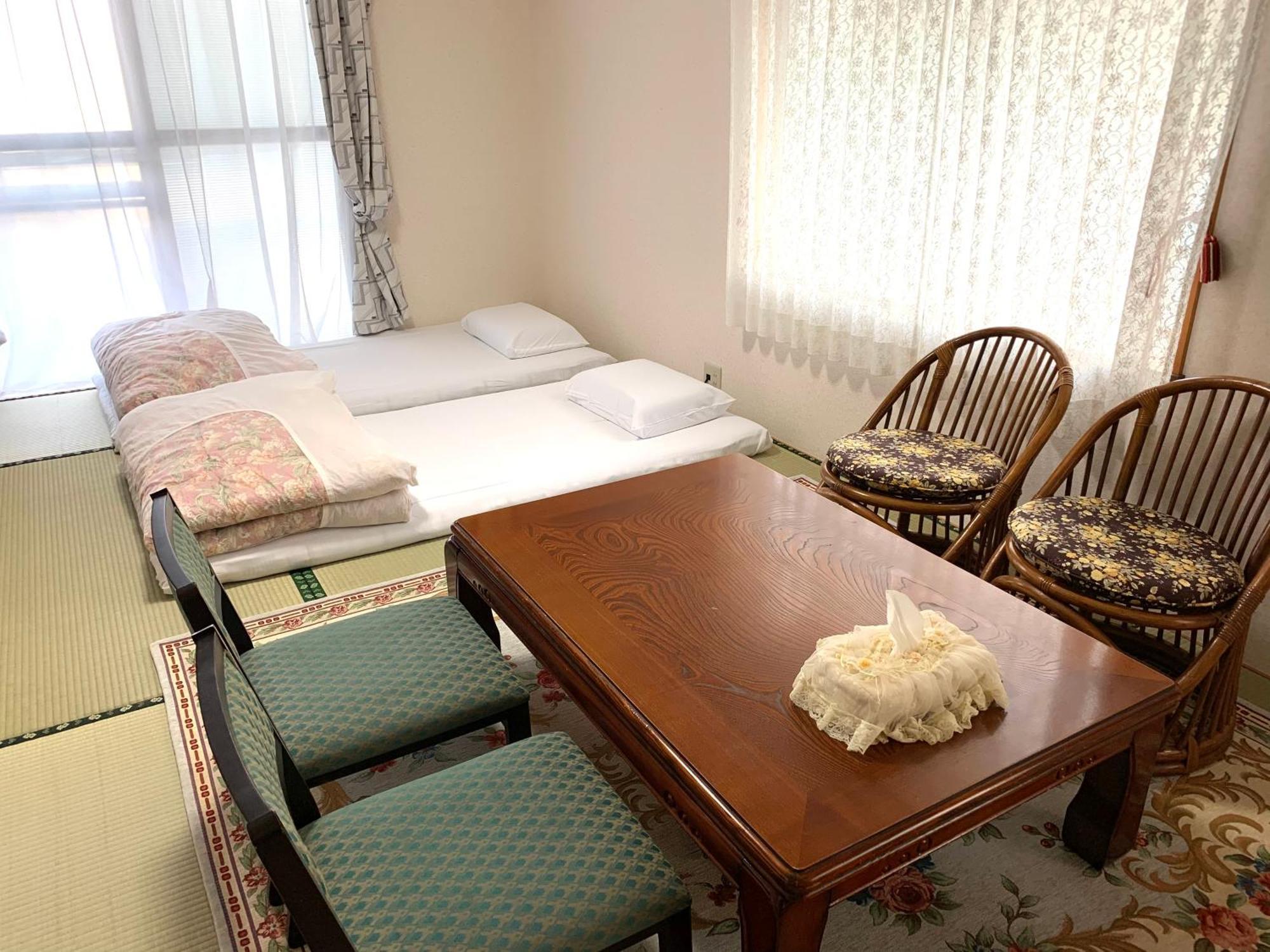 Guest House En Fujiyoshida Εξωτερικό φωτογραφία